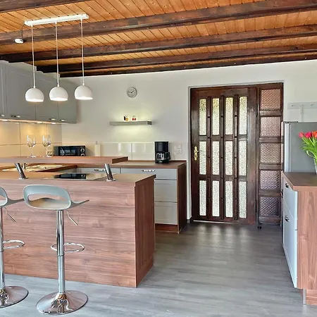 Ferienwohnung 9841 דירה